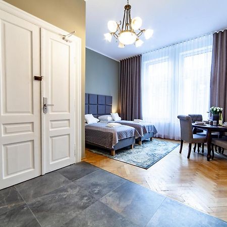 Milu Apartments Kurkowa Krakau Buitenkant foto