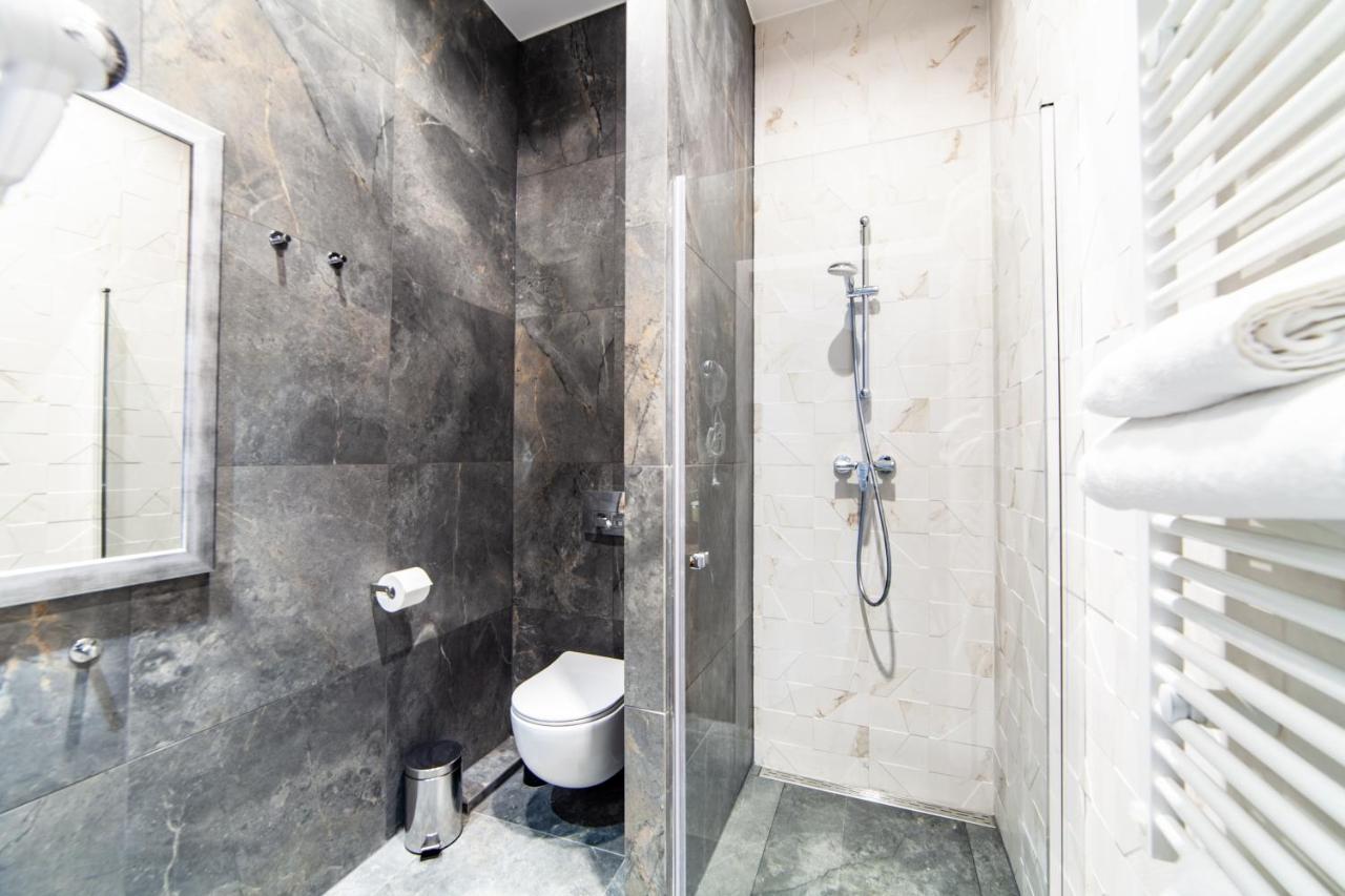 Milu Apartments Kurkowa Krakau Buitenkant foto