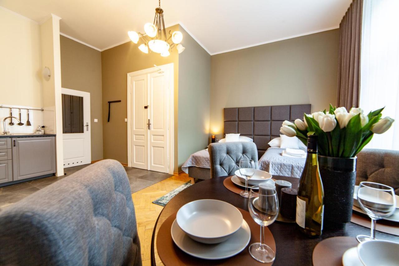 Milu Apartments Kurkowa Krakau Buitenkant foto